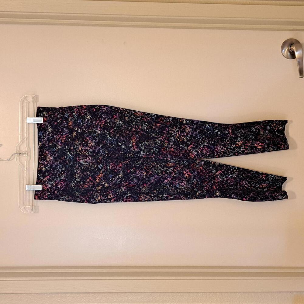 Lululemon Base Pace HR Crop 23" Leggings - Floral Spray Multi - 6 - Picture 3 of 8